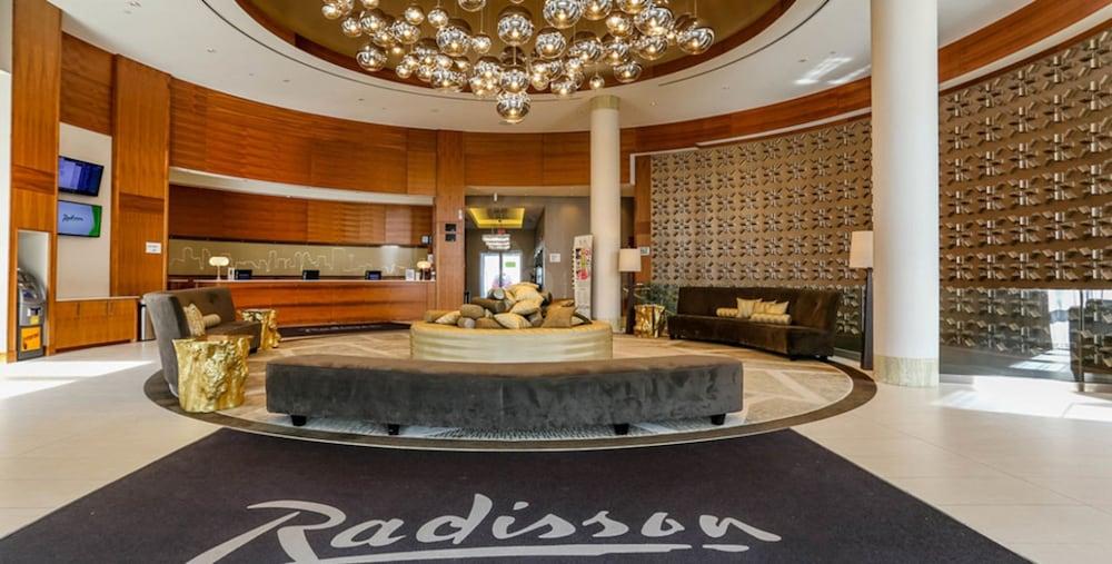 Radisson Hotel & Conference Centre Calgary Airport Kültér fotó