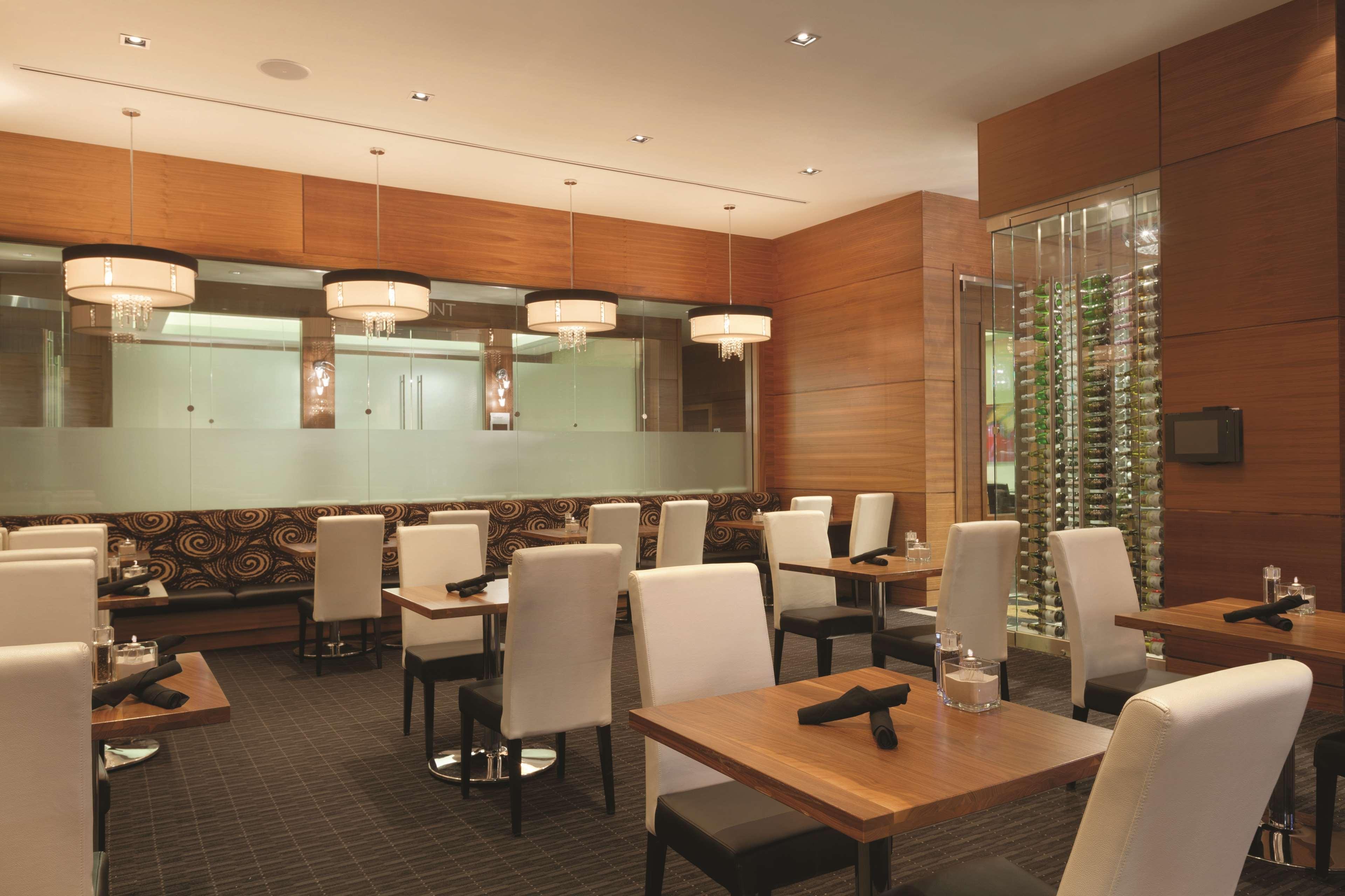 Radisson Hotel & Conference Centre Calgary Airport Kültér fotó