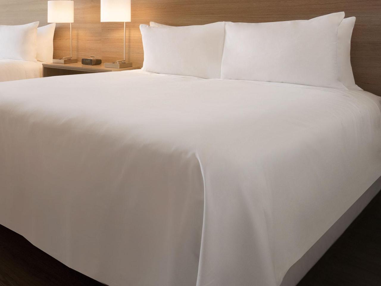 Radisson Hotel & Conference Centre Calgary Airport Kültér fotó